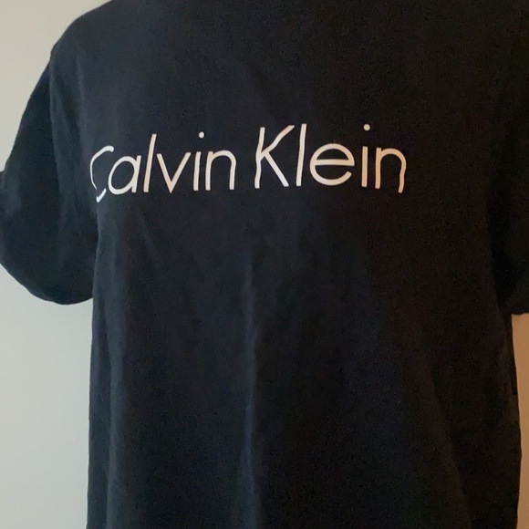 • Calvin Klein Coordinate T-Shirt - Picture 5 of 7